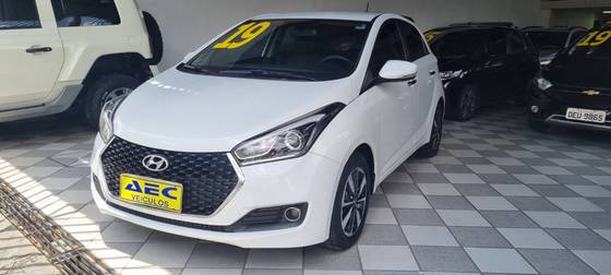 HYUNDAI HB20 1.6 PREMIUM 16V FLEX 4P AUTOMÁTICO HYUNDAI HB20 1.6 PREMIUM 16V FLEX 4P AUTOMÁTICO